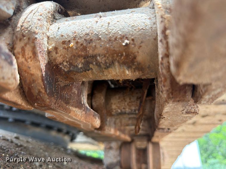 image for item ED5222 2013 Komatsu PC210LC-10 excavator