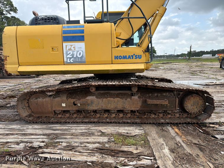 image for item ED5222 2013 Komatsu PC210LC-10 excavator