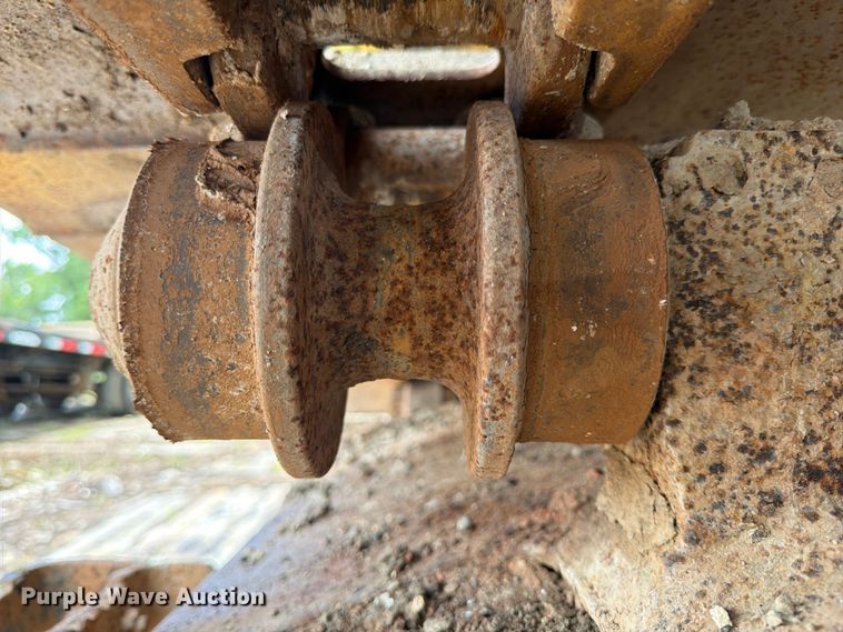 image for item ED5222 2013 Komatsu PC210LC-10 excavator