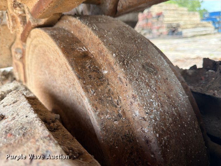 image for item ED5222 2013 Komatsu PC210LC-10 excavator