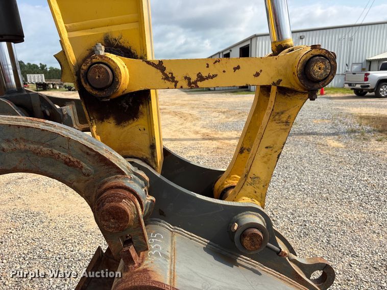 image for item ED5233 2019 Komatsu PC170LC-11 excavator