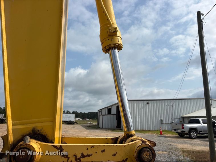 image for item ED5233 2019 Komatsu PC170LC-11 excavator