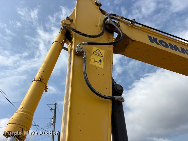 image for item ED5233 2019 Komatsu PC170LC-11 excavator