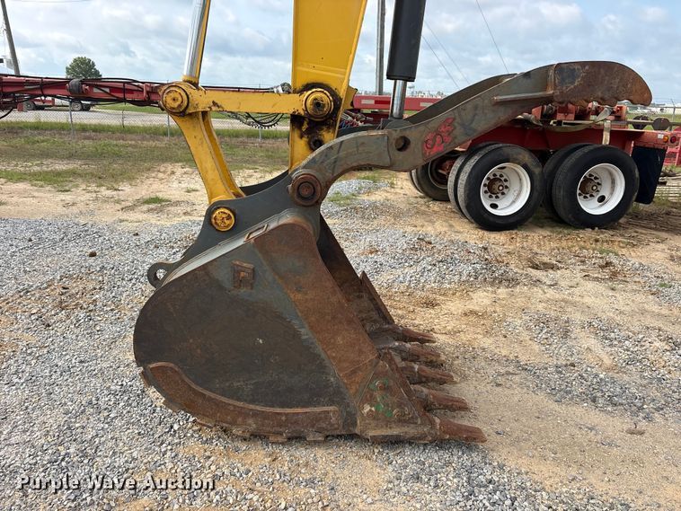image for item ED5233 2019 Komatsu PC170LC-11 excavator