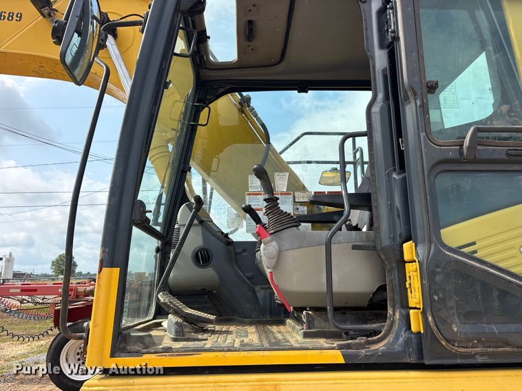 image for item ED5233 2019 Komatsu PC170LC-11 excavator