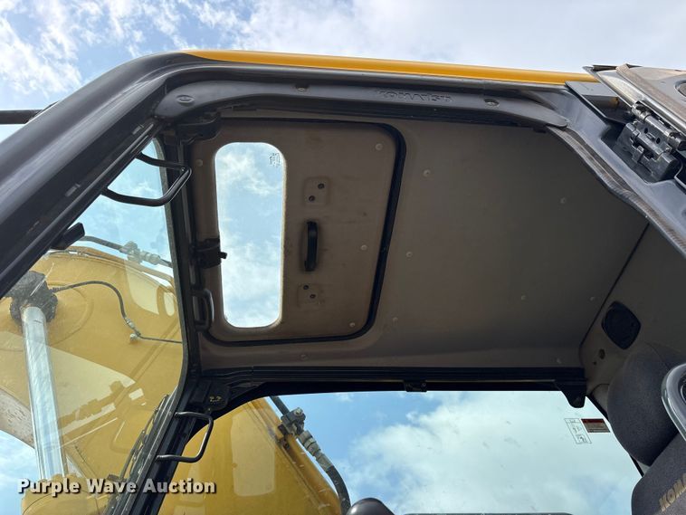 image for item ED5233 2019 Komatsu PC170LC-11 excavator