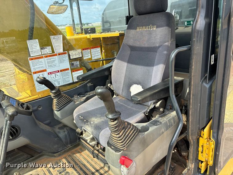 image for item ED5233 2019 Komatsu PC170LC-11 excavator
