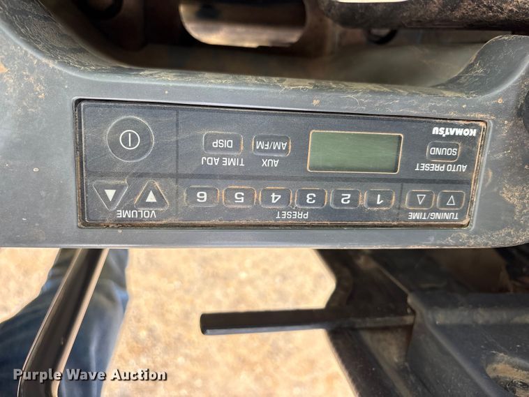 image for item ED5233 2019 Komatsu PC170LC-11 excavator
