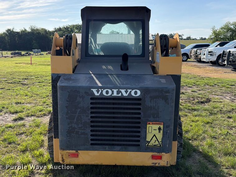 image for item ED5246 2007 Volvo MC70B skid steer loader