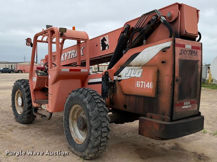 image for item ED5256 2006 Sky Track 8042 telehandler