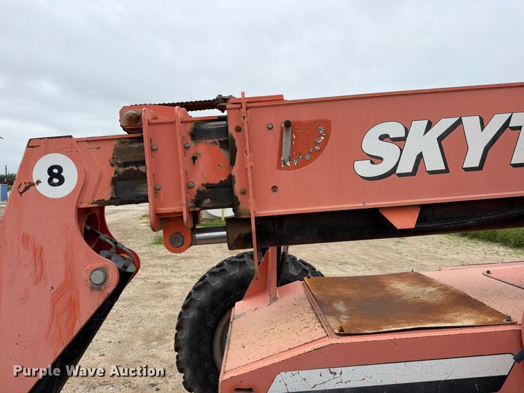 image for item ED5256 2006 Sky Track 8042 telehandler
