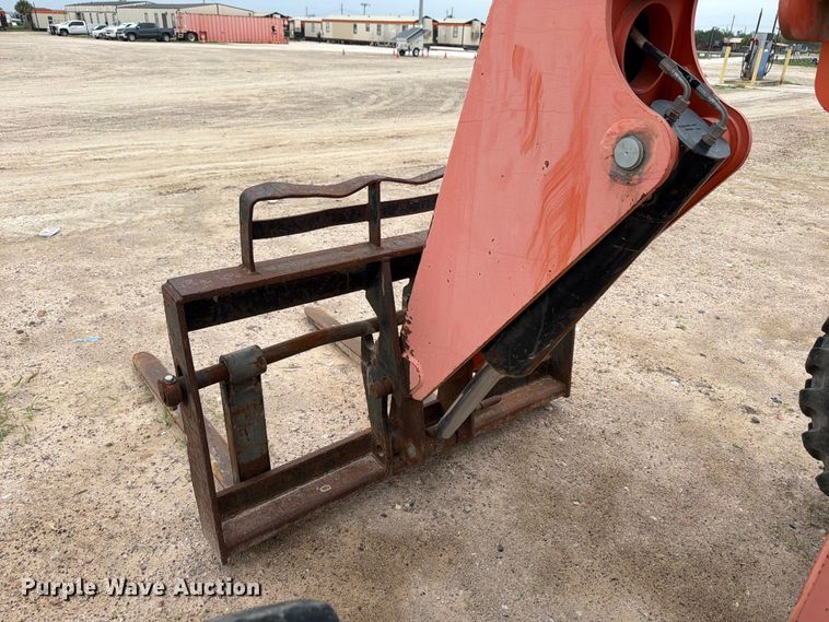 image for item ED5256 2006 Sky Track 8042 telehandler