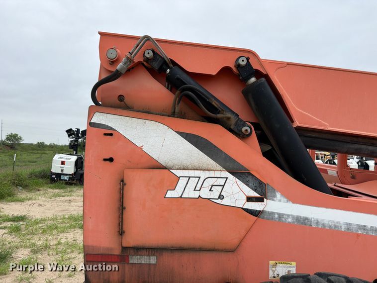 image for item ED5256 2006 Sky Track 8042 telehandler