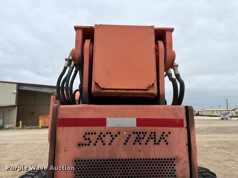 image for item ED5256 2006 Sky Track 8042 telehandler