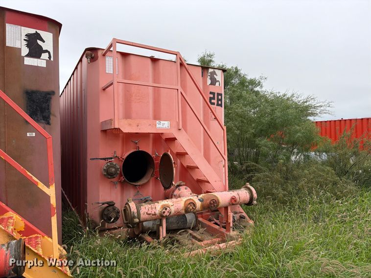 image for item ED5266 2007 Salty's Manufacturing frac tank trailer