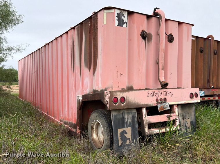 image for item ED5266 2007 Salty's Manufacturing frac tank trailer