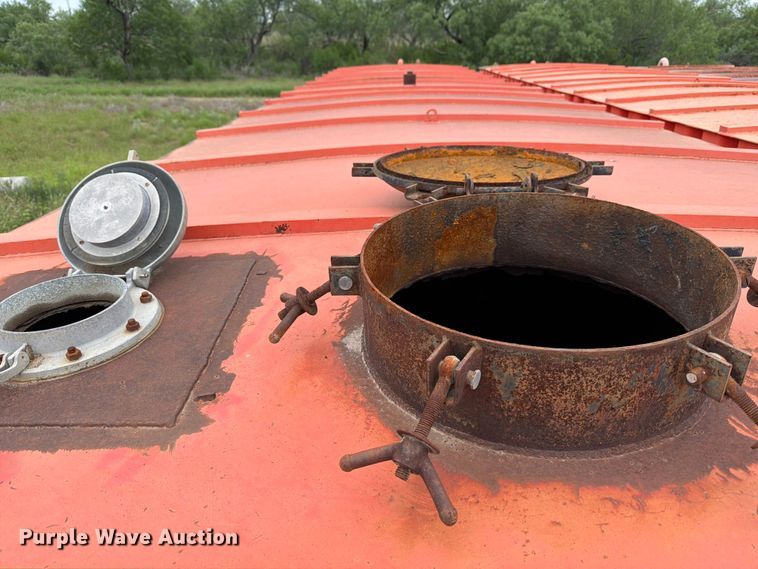 image for item ED5267 Dragon Products frac tank trailer