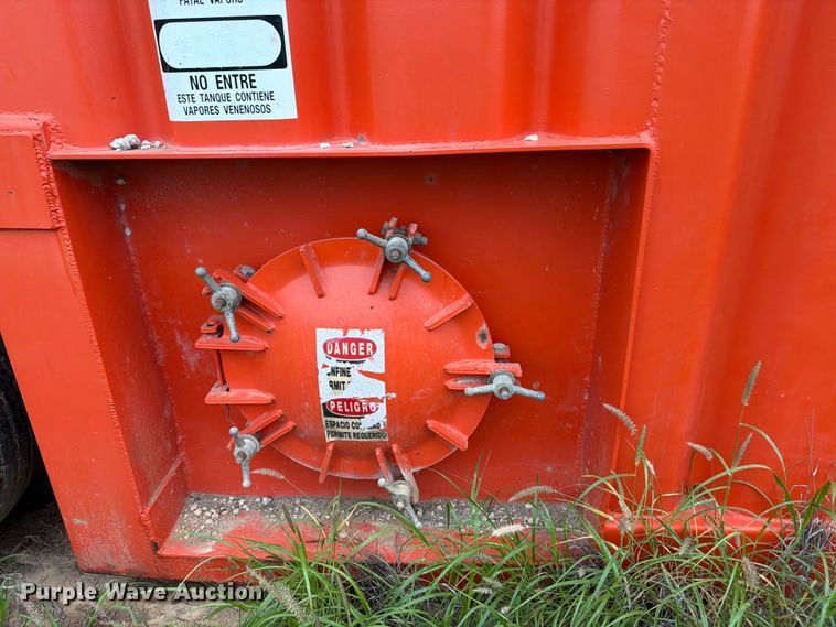 image for item ED5267 Dragon Products frac tank trailer