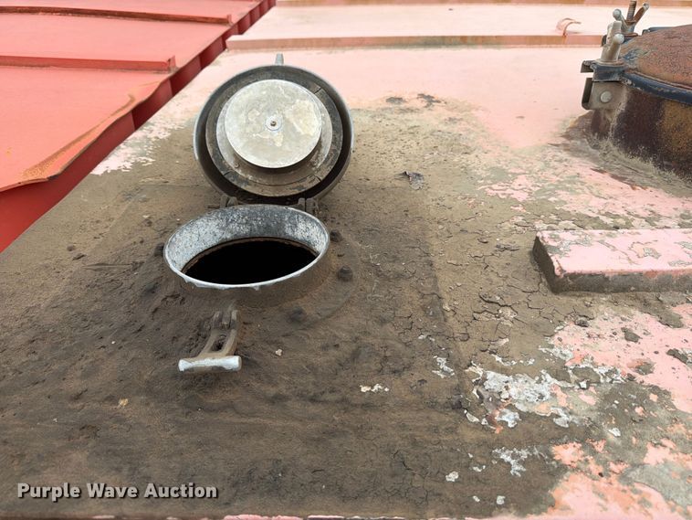 image for item ED5274 2008 Salty's Manufacturing frac tank trailer