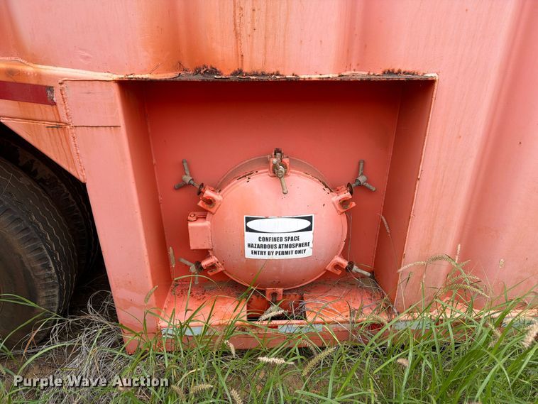 image for item ED5284 2007 Salty's Manufacturing Frac tank trailer