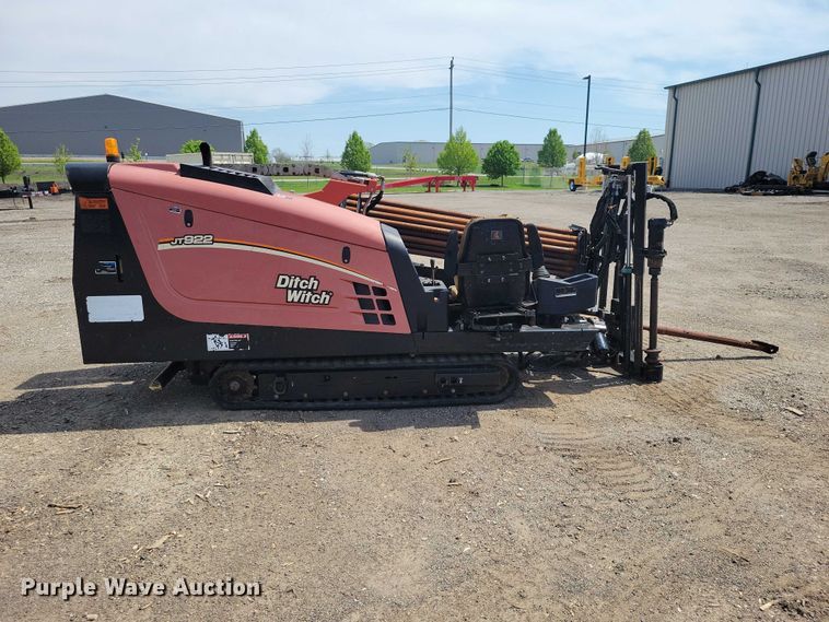 image for item EE0966 2010 Ditch Witch JT922 directional boring unit