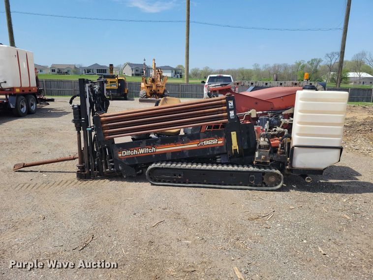 image for item EE0966 2010 Ditch Witch JT922 directional boring unit