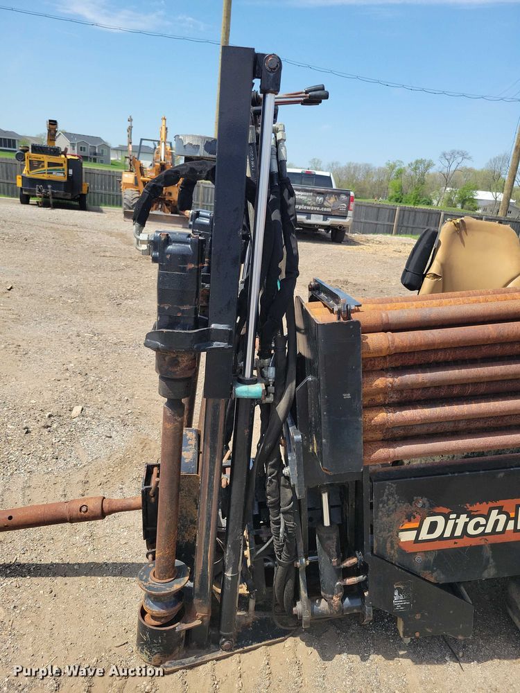 image for item EE0966 2010 Ditch Witch JT922 directional boring unit