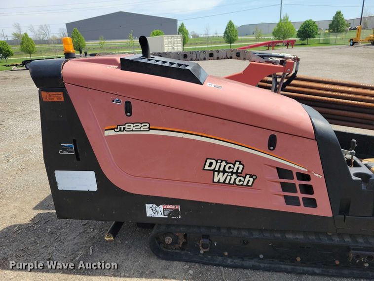 image for item EE0966 2010 Ditch Witch JT922 directional boring unit