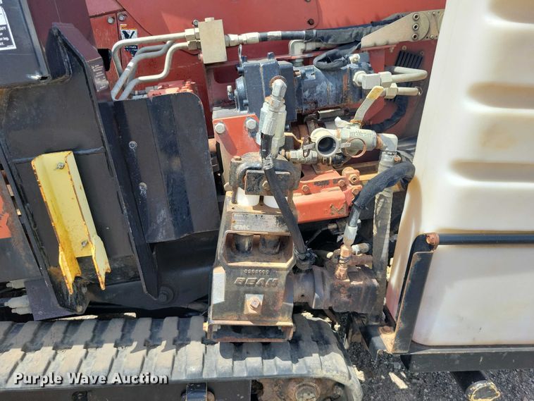 image for item EE0966 2010 Ditch Witch JT922 directional boring unit