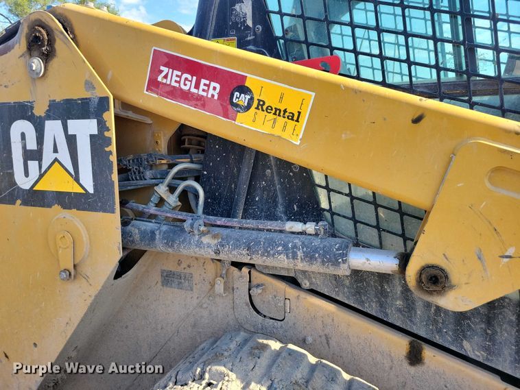 image for item EE0983 2019 Caterpillar 279D tracked skid steer loader