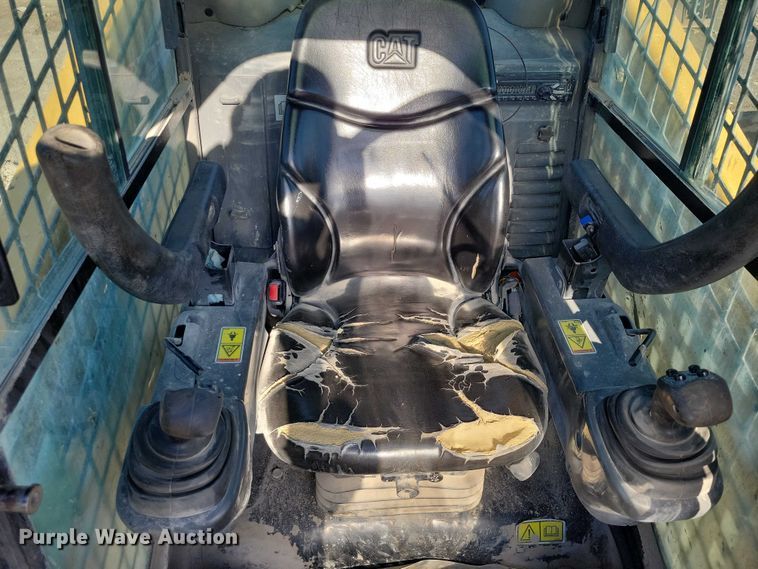 image for item EE0983 2019 Caterpillar 279D tracked skid steer loader