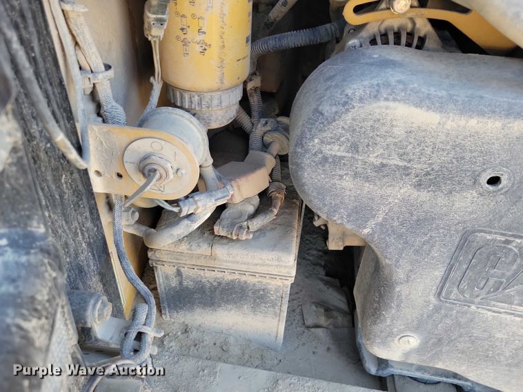 image for item EE0983 2019 Caterpillar 279D tracked skid steer loader