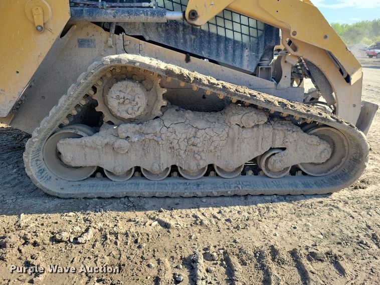 image for item EE0983 2019 Caterpillar 279D tracked skid steer loader