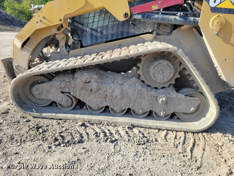 image for item EE0983 2019 Caterpillar 279D tracked skid steer loader