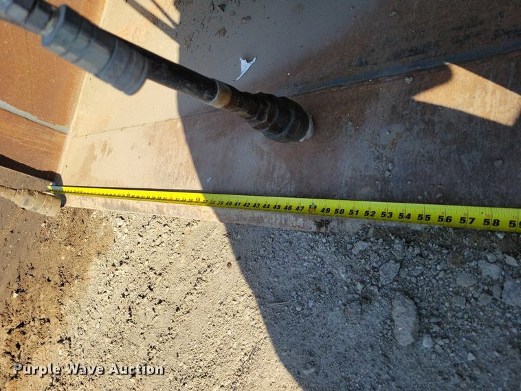 image for item EE0985 2018 KBI VPH3-1700 screening bucket