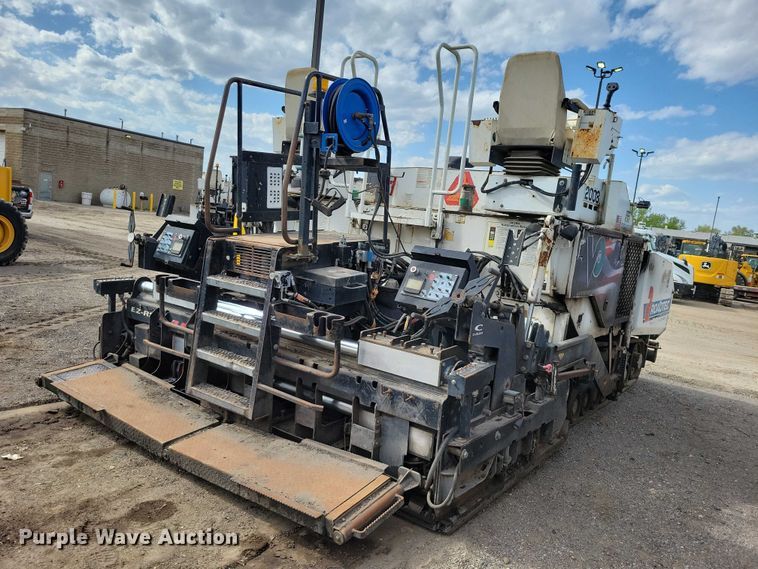 image for item EE0999 2014 Roadtec RP-195E paver