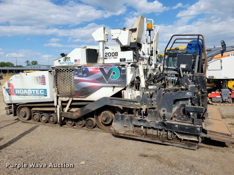 image for item EE0999 2014 Roadtec RP-195E paver