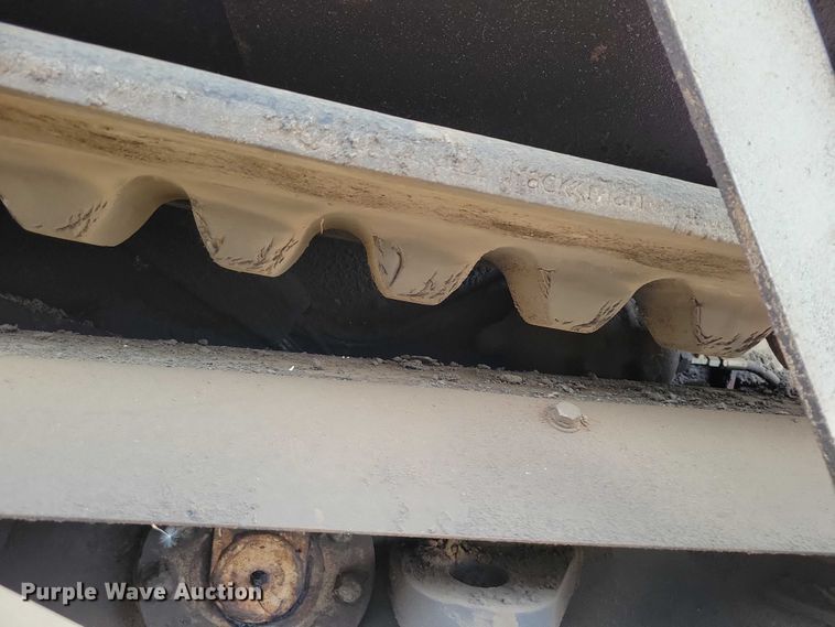 image for item EE0999 2014 Roadtec RP-195E paver