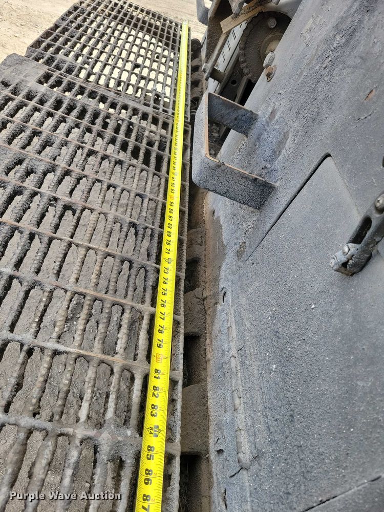 image for item EE1000 2015 Roadtec RP-175E paver