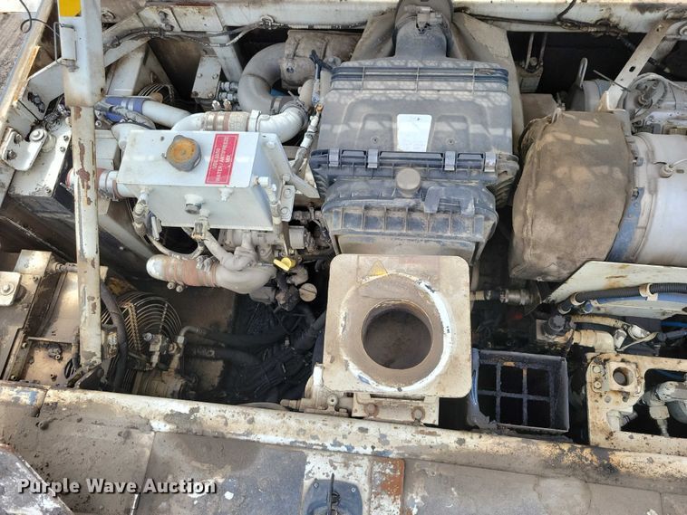 image for item EE1000 2015 Roadtec RP-175E paver