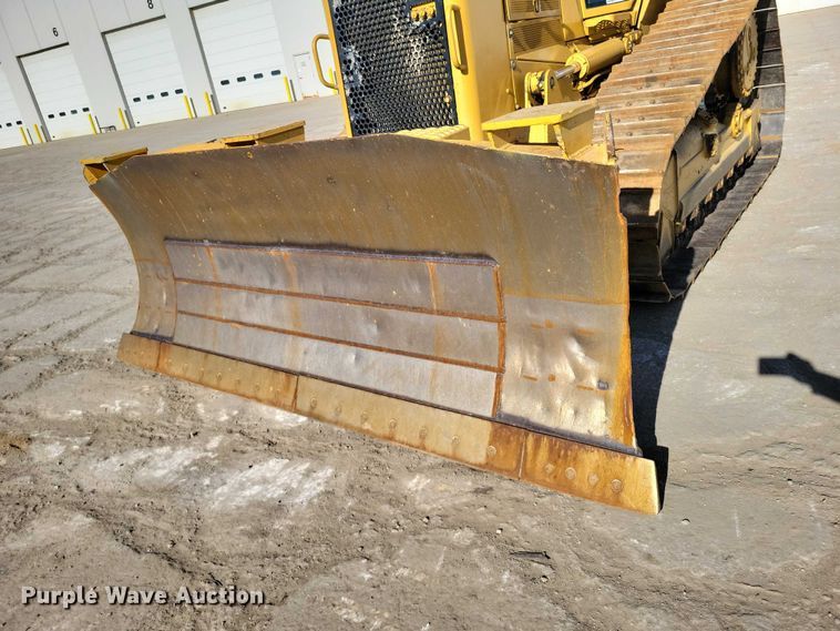 image for item EE1001 2006 Caterpillar D6 XL dozer