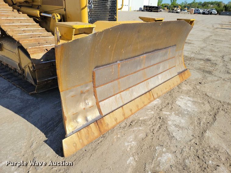 image for item EE1001 2006 Caterpillar D6 XL dozer