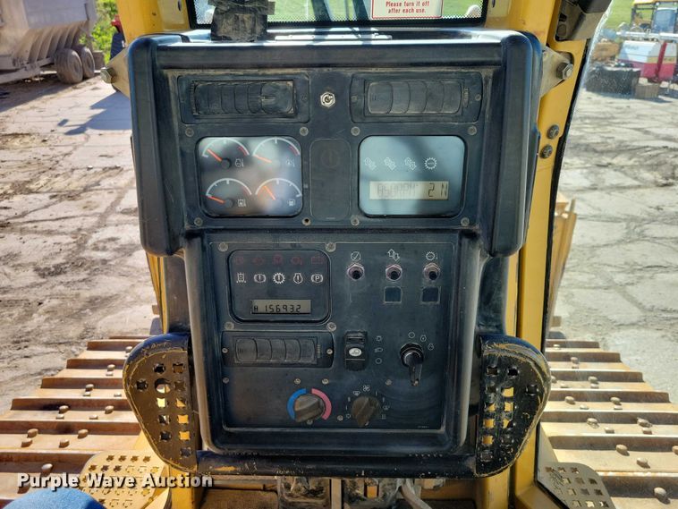 image for item EE1001 2006 Caterpillar D6 XL dozer