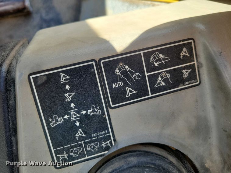 image for item EE1001 2006 Caterpillar D6 XL dozer