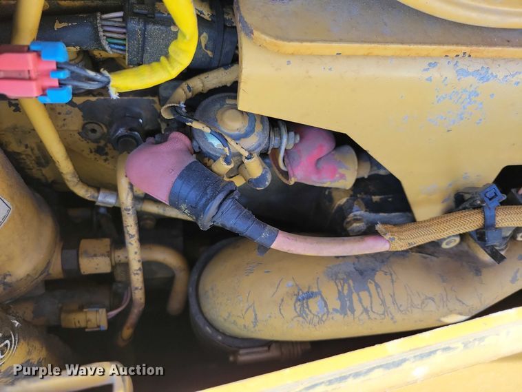 image for item EE1001 2006 Caterpillar D6 XL dozer
