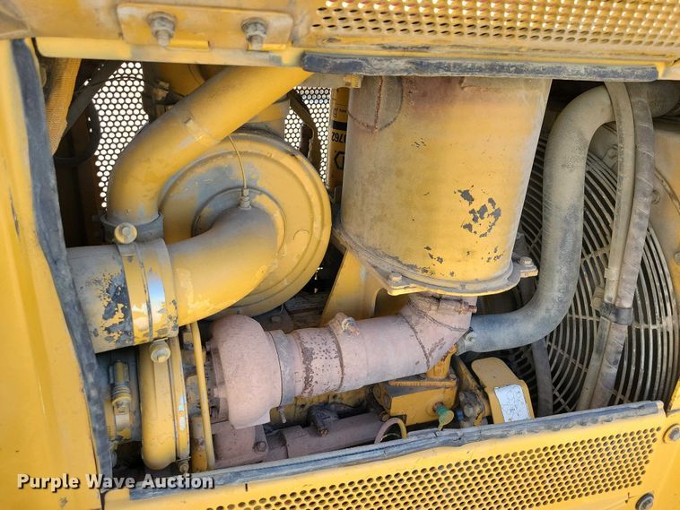 image for item EE1001 2006 Caterpillar D6 XL dozer