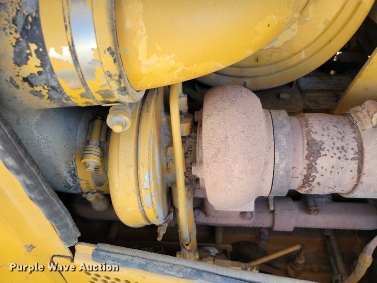 image for item EE1001 2006 Caterpillar D6 XL dozer