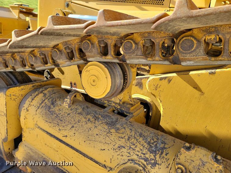 image for item EE1001 2006 Caterpillar D6 XL dozer