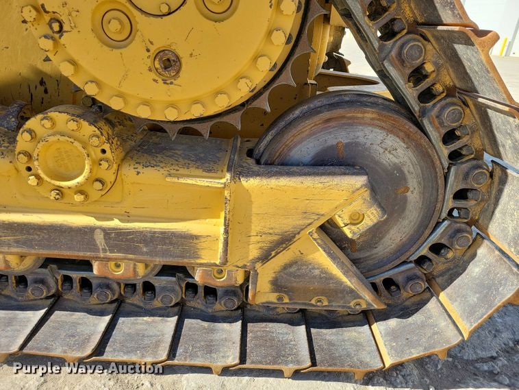 image for item EE1001 2006 Caterpillar D6 XL dozer
