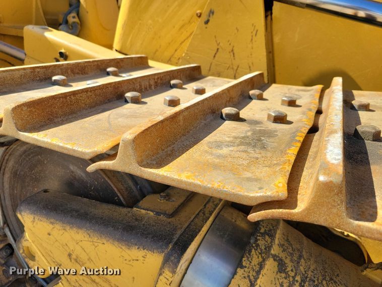 image for item EE1001 2006 Caterpillar D6 XL dozer